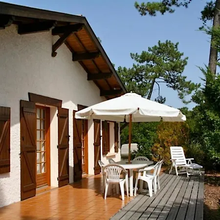 Nettes Ferienhaus Le Canon Сasa de vacaciones